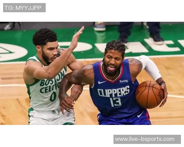 凯尔特人明日对阵快船塔图姆缺阵其余球员均可上场作战